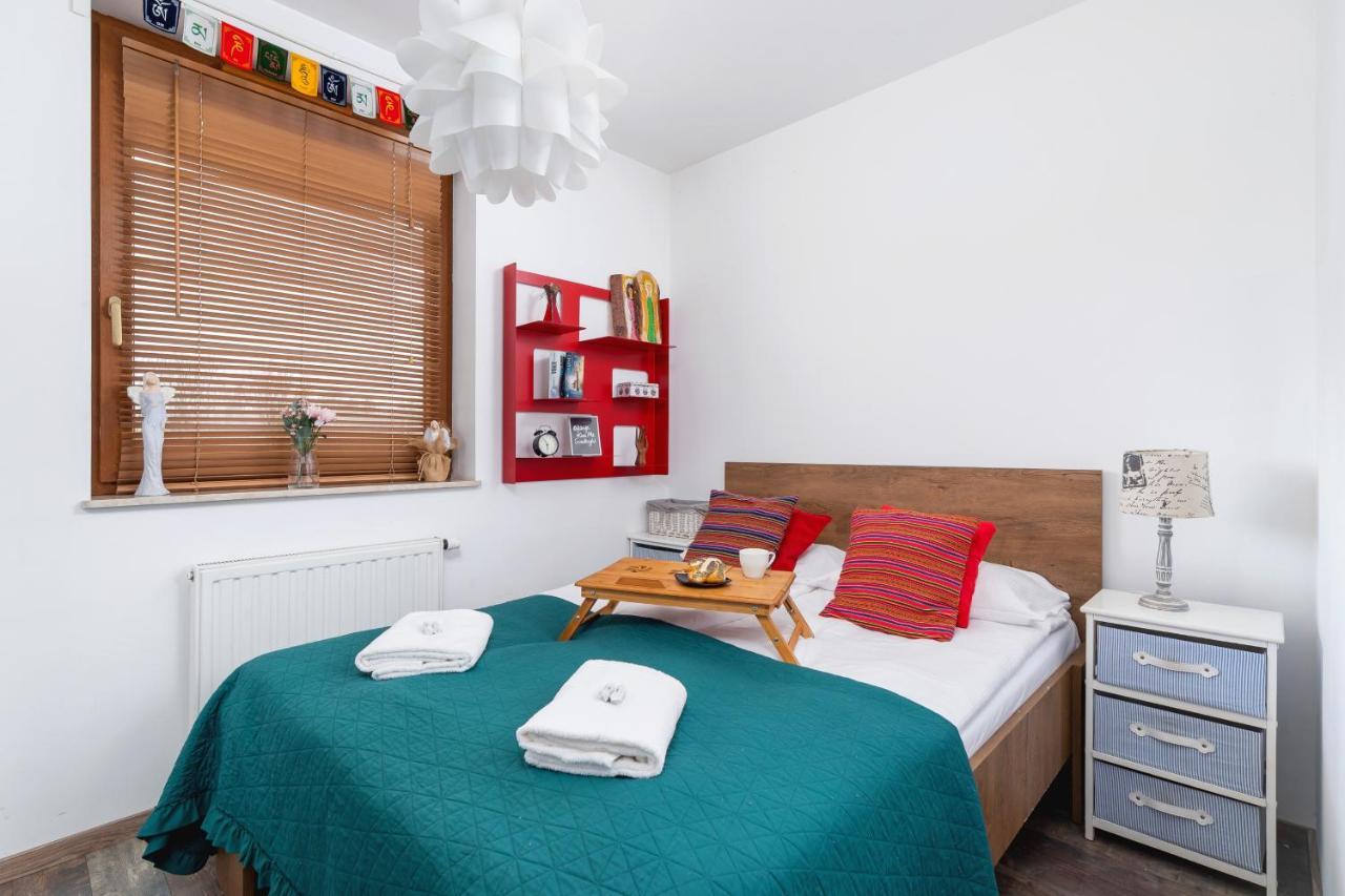 Apartments Cracow Czeczow By Renters Cracovie Extérieur photo