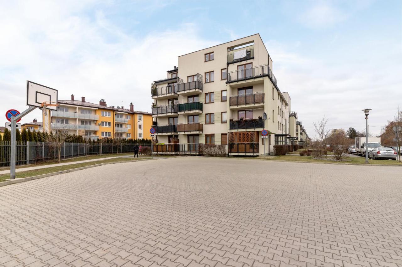 Apartments Cracow Czeczow By Renters Cracovie Extérieur photo